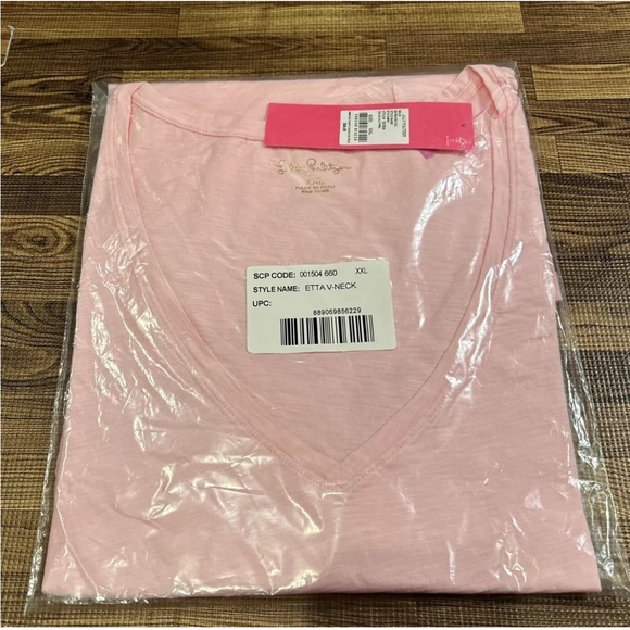 Lilly Pulitzer Etta V-Neck Top Calla Lilly Pink NWT - Picture 2 of 3